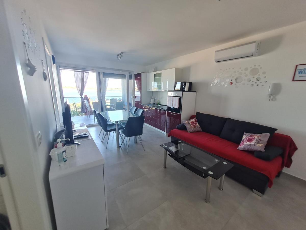 Apartmani Zdrijac Нин Экстерьер фото